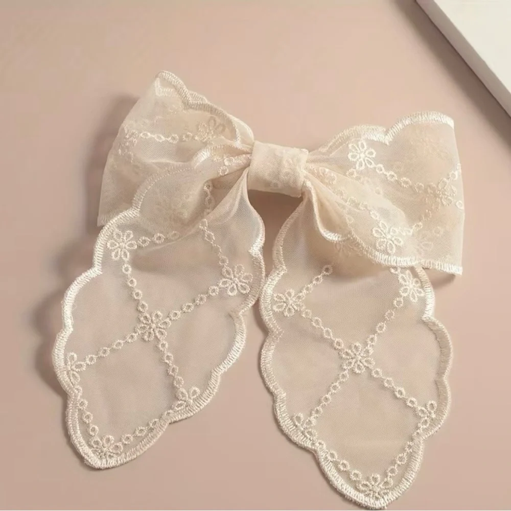 Lace Bow Hair Clip | Feminine Bow Detail Hair Accessory‎